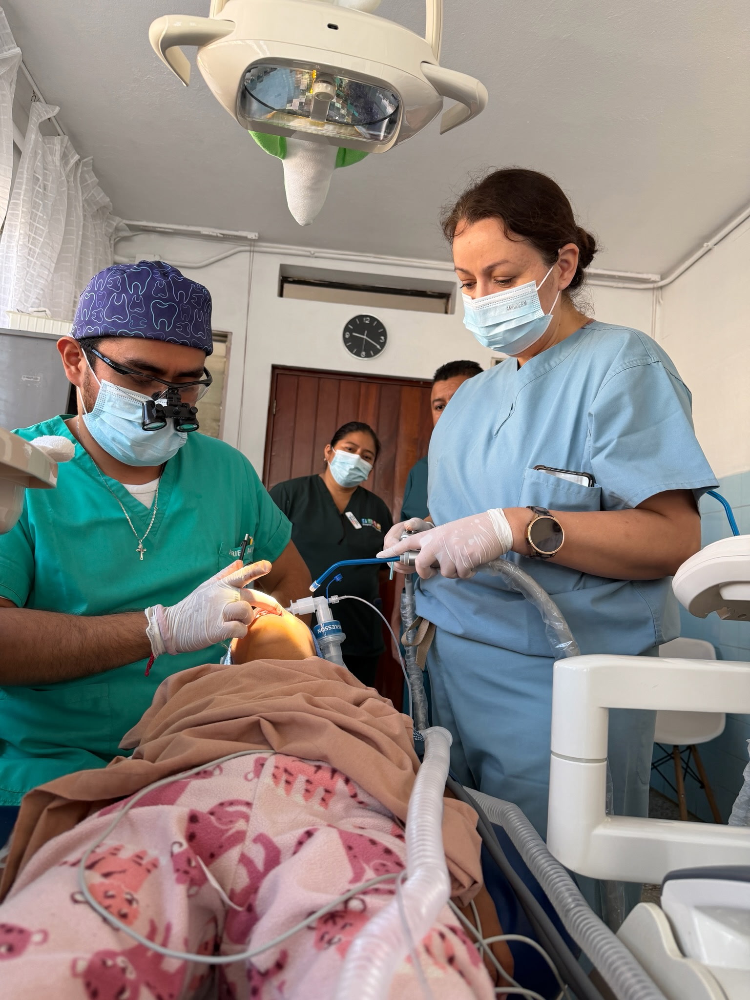 Pediatric dental care under general anesthesia at Hospital de la Familia Pediatric dental care under general anesthesia at Hospital de la Familia